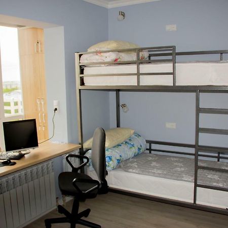 Hostel - Guest House Meyman Ałma Ata Zewnętrze zdjęcie