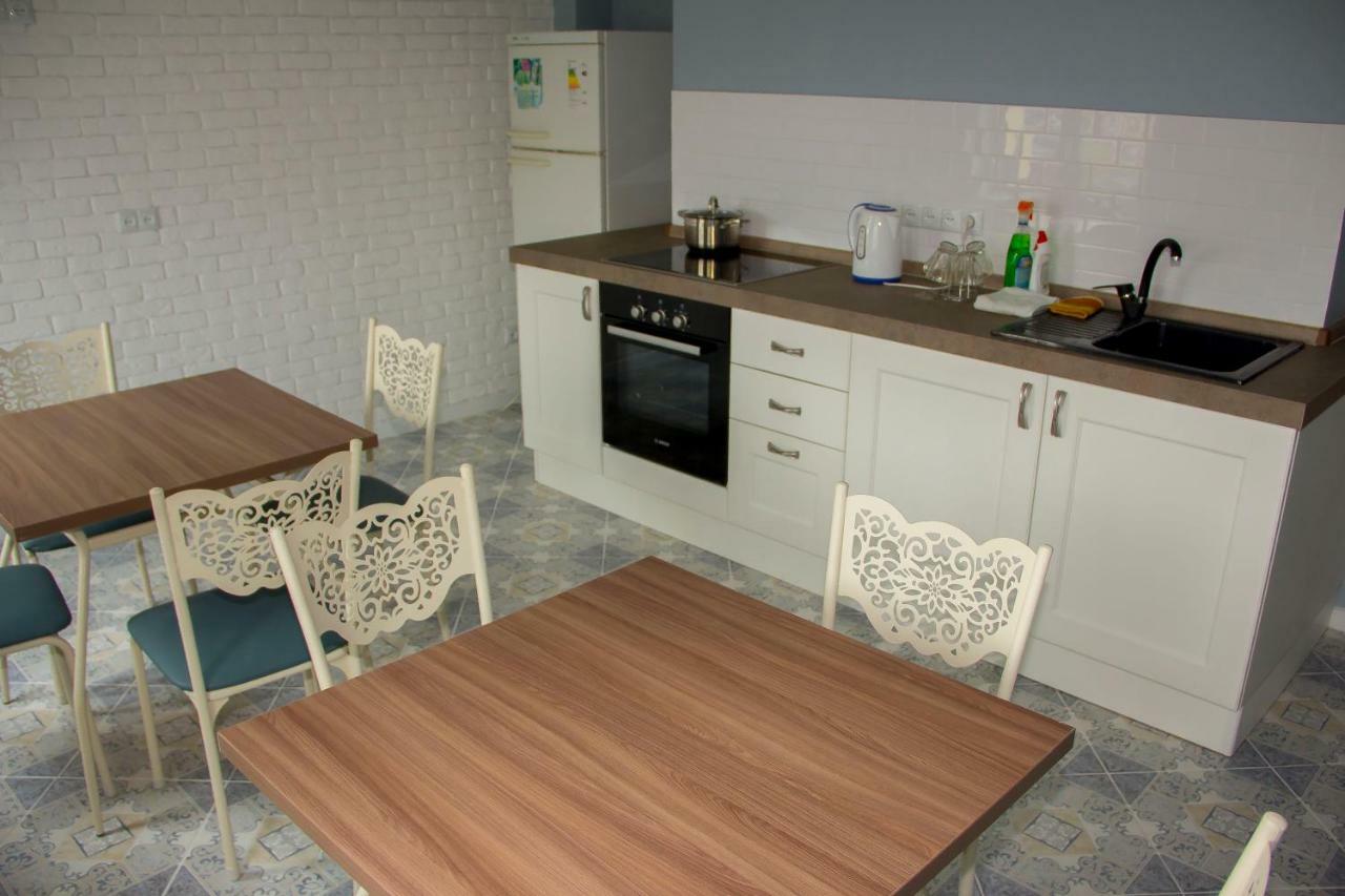 Hostel - Guest House Meyman Ałma Ata Zewnętrze zdjęcie