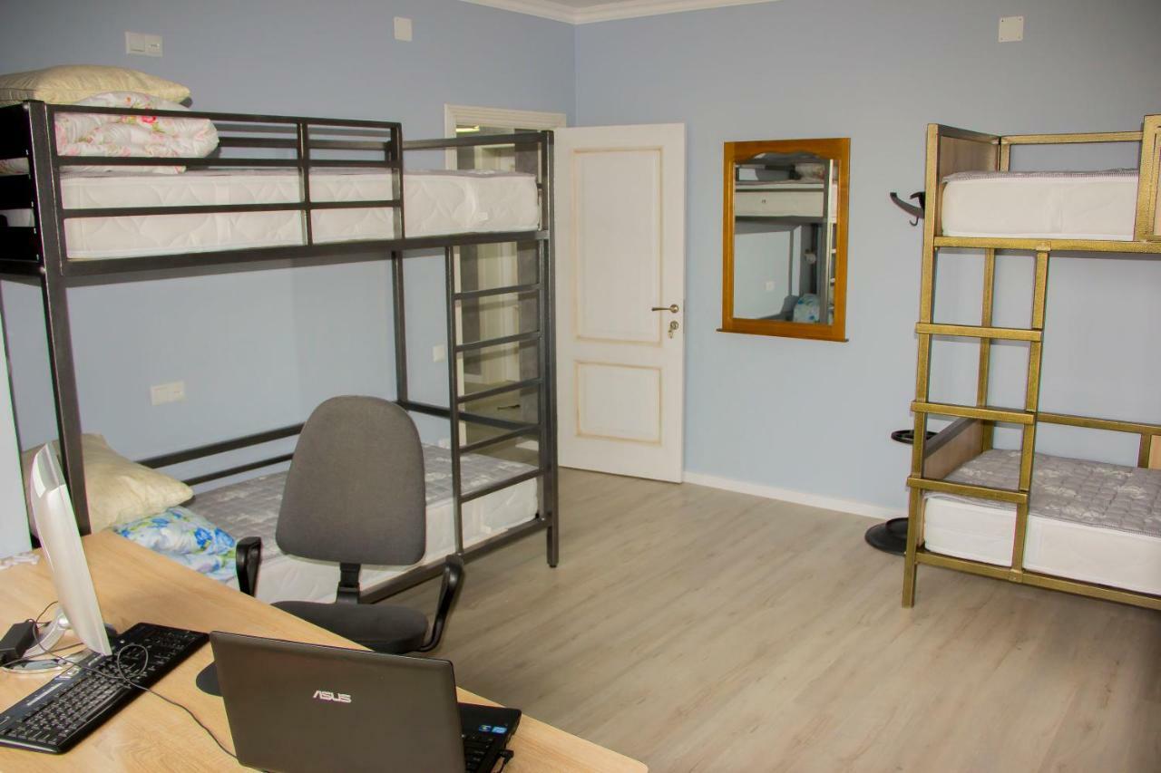 Hostel - Guest House Meyman Ałma Ata Zewnętrze zdjęcie