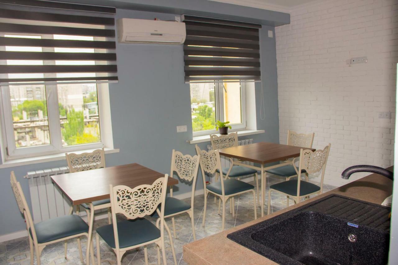 Hostel - Guest House Meyman Ałma Ata Zewnętrze zdjęcie