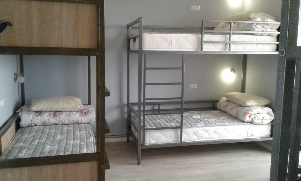 Hostel - Guest House Meyman Ałma Ata Zewnętrze zdjęcie